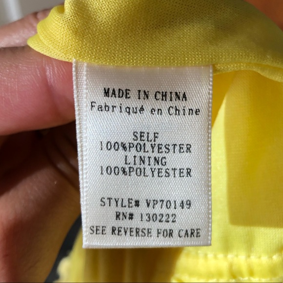 Yellow romper! 💛 - Picture 7 of 9